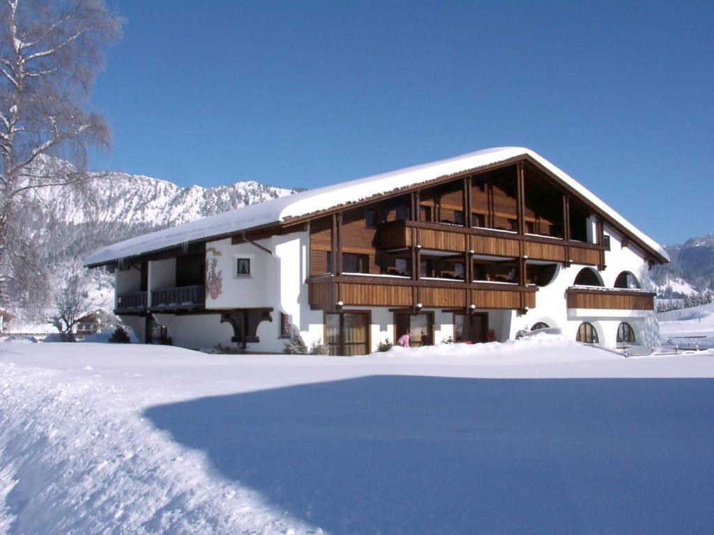 Landhaus Schnoeller Tannheim Dış mekan fotoğraf
